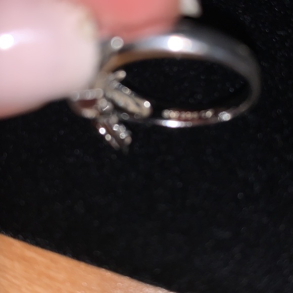 Cute Sterling Silver Bow with CZ Chips - Picture 4 of 4